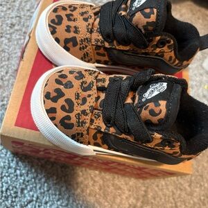 Vans Kids Leopard Print Skate Shoes - Black & Brown